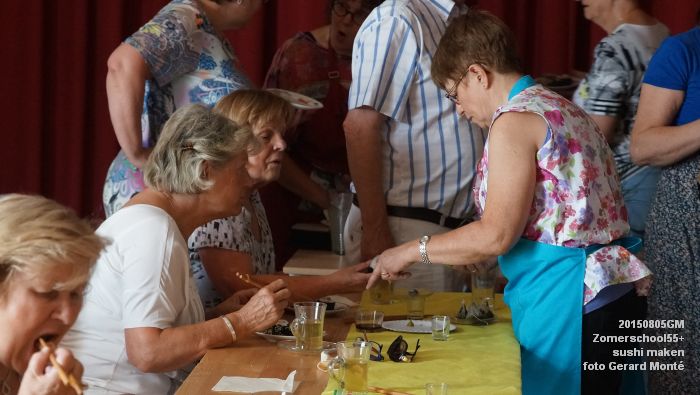 oDSC01676- Zomerschool55+ In de roos - sushi maken - 5aug2015 - foto GerardMontE web