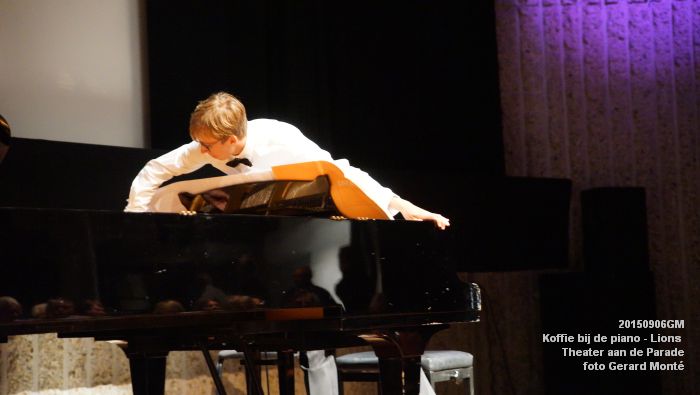 DSC06373- Koffie bij de piano - Lions club Theater aan de Parade - 6sep2015 - foto Gerard MontE web