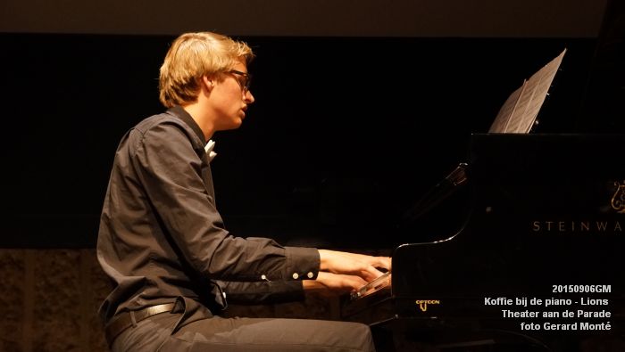 DSC06376- Koffie bij de piano - Lions club Theater aan de Parade - 6sep2015 - foto Gerard MontE web