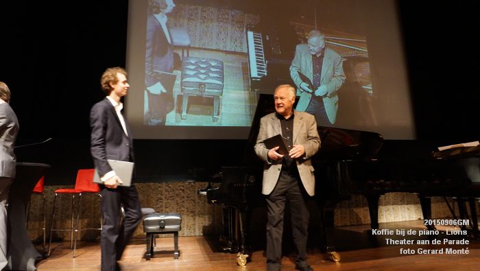 DSC06401- Koffie bij de piano - Lions club Theater aan de Parade - 6sep2015 - foto Gerard MontE web