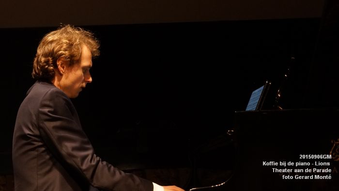 DSC06403- Koffie bij de piano - Lions club Theater aan de Parade - 6sep2015 - foto Gerard MontE web
