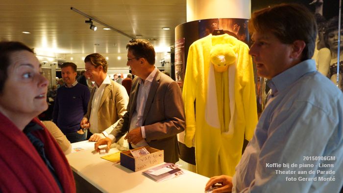 DSC06427- Koffie bij de piano - Lions club Theater aan de Parade - 6sep2015 - foto Gerard MontE web