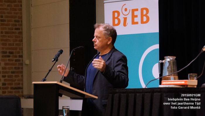 mDSC00512- biebplein Bas Heijne - Jaarthema TIJD - 21sep2015 - foto GerardMontE web