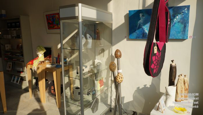 DSC03891-  kunstwinkel hinthamerstraat - 4 okt2015 - foto GerardMontE web