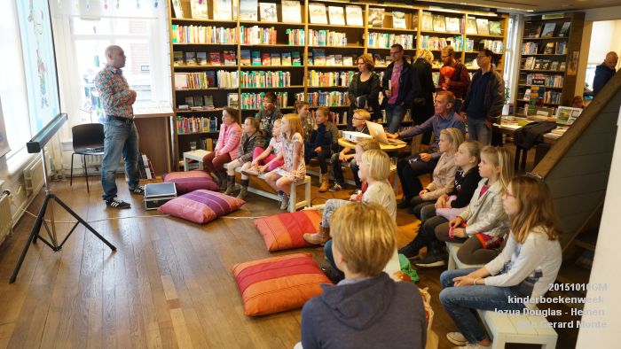 DSC04942- boekhandel Heinen kinderboekenweek Jozua Douglas - 10okt2015 - foto GerardMontE web