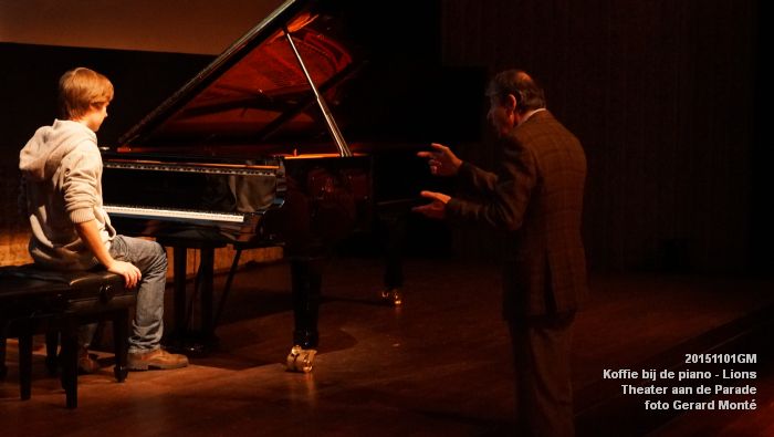 DSC09249- Koffie bij de piano - Lions club - Theater aan de Parade - 1nov2015 - foto GerardMontE web