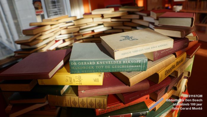 DSC00081- Bibliotheek s-Hertogenbosch - stadsbieb 100 jaar - 7nov2015 - foto GerardMontE web