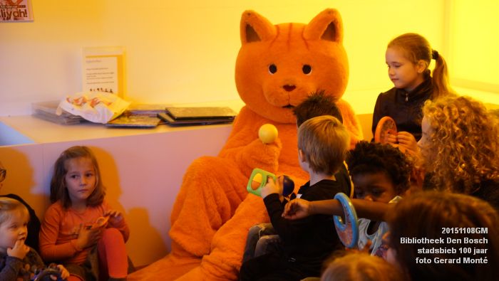 DSC00362- Bibliotheek s-Hertogenbosch - stadsbieb 100 jaar - 8nov2015 - foto GerardMontE web