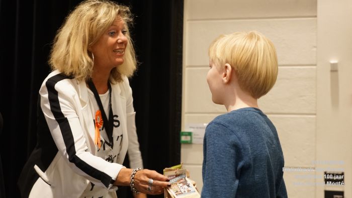 DSC00414- Bibliotheek s-Hertogenbosch - stadsbieb 100 jaar - 8nov2015 - foto GerardMontE web