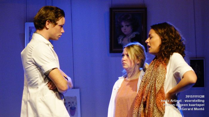 DSC03991- Kw1c Artiest - Pesten is geen kaartspel - voorstelling - 11nov2015 - foto GerardMontE web
