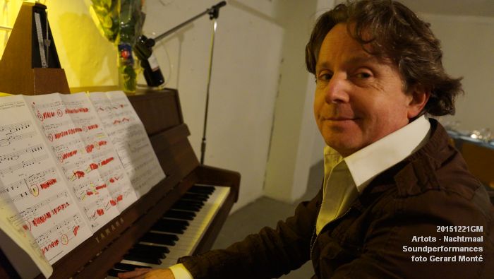 DSC09004- ARTOTS Performativity Wave - SOUNDPERFORMANCES - NACHTMAAL  - 21dec2015 - foto GerardMontE web