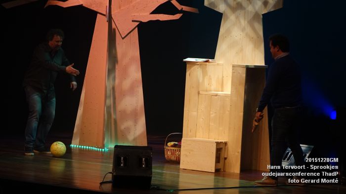 080DSC05511- Hans Tervoort oudejaarsconference Sprookjes ThadP - 28dec2015 - foto GerardMontE web
