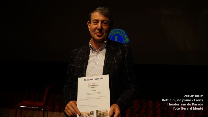 DSC09059- Koffie bij de piano - Lions club - Theater aan de Parade - 10jan2016 - foto GerardMontE web