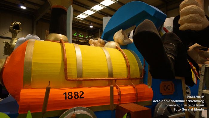 DSC02414- oeteldonk bouwhal praalwagens bijna klaar - 29jan2016 - foto GerardMontE web