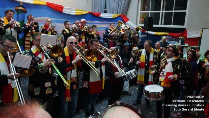 DSC04189- carnaval Oeteldonk - maandag zonder optocht - 8feb2016 - foto GerardMontE web