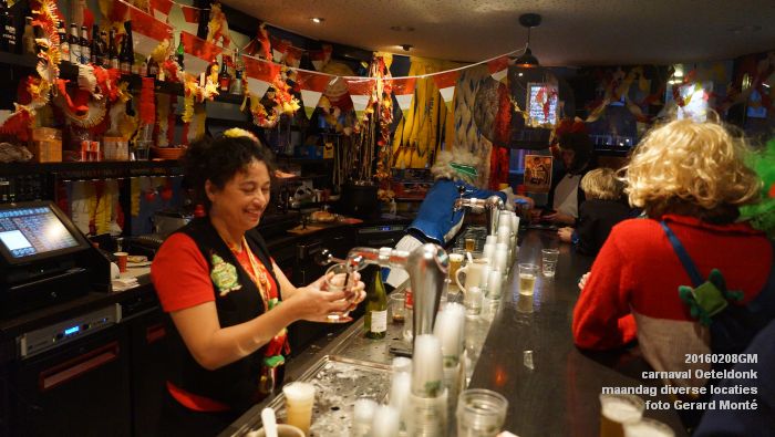 DSC04226- carnaval Oeteldonk - maandag zonder optocht - 8feb2016 - foto GerardMontE web