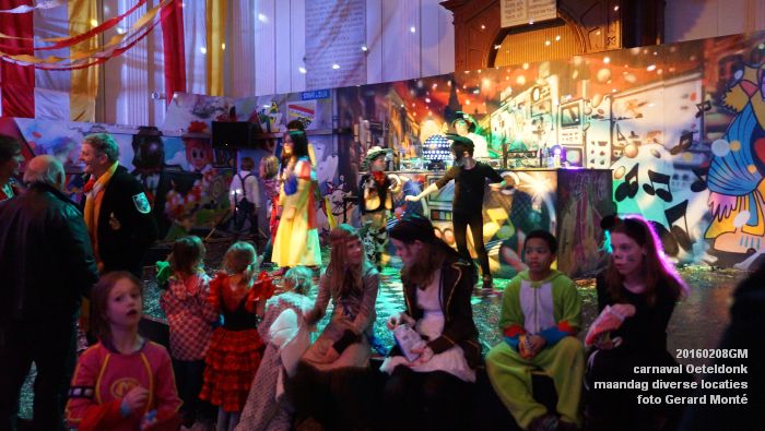 DSC04237- carnaval Oeteldonk - maandag zonder optocht - 8feb2016 - foto GerardMontE web