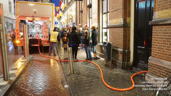 DSC04243- carnaval Oeteldonk - maandag zonder optocht - 8feb2016 - foto GerardMontE web