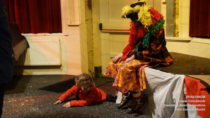 DSC04288- carnaval Oeteldonk - maandag zonder optocht - 8feb2016 - foto GerardMontE web