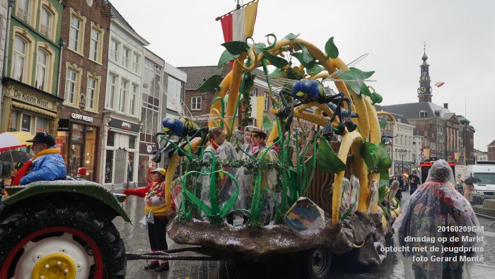 DSC04428- carnaval Oeteldonk - dinsdag jeugdoptocht met de jeugdprins - 9feb2016 - foto GerardMontE web