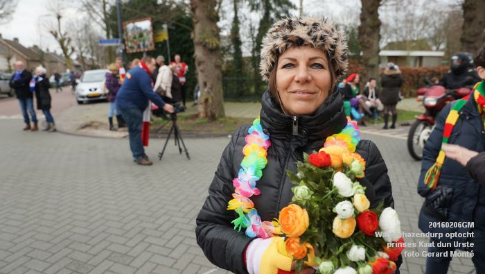 DSC03244- Waoterhazendurp carnavalsoptocht met prinses Kaat dun Urste - Kruisstraat - 6feb2016 - foto GerardMontE web