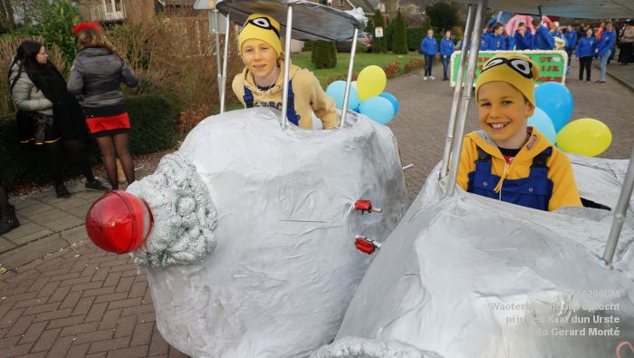 DSC03293- Waoterhazendurp carnavalsoptocht met prinses Kaat dun Urste - Kruisstraat - 6feb2016 - foto GerardMontE web
