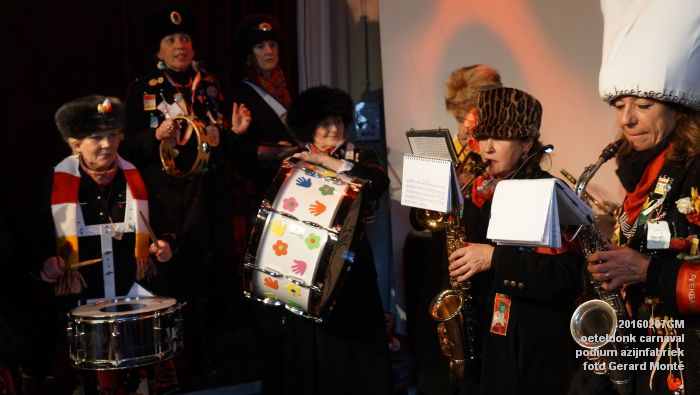 DSC03993- oeteldonk carnaval podium azijnfabriek - 7feb2016 - foto GerardMontE web