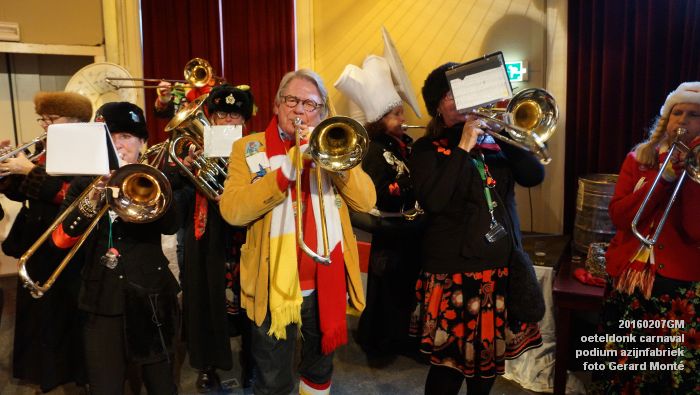 DSC03995- oeteldonk carnaval podium azijnfabriek - 7feb2016 - foto GerardMontE web