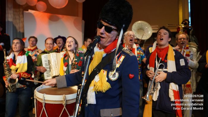 DSC04031- oeteldonk carnaval podium azijnfabriek - 7feb2016 - foto GerardMontE web