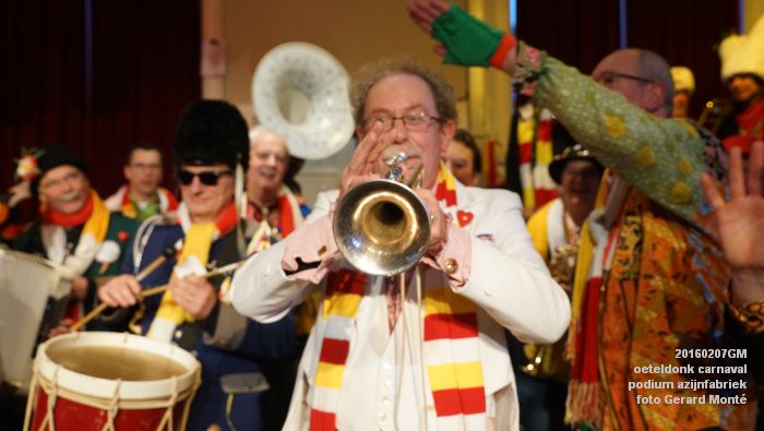 DSC04041- oeteldonk carnaval podium azijnfabriek - 7feb2016 - foto GerardMontE web