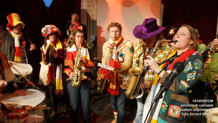 DSC04045- oeteldonk carnaval podium azijnfabriek - 7feb2016 - foto GerardMontE web