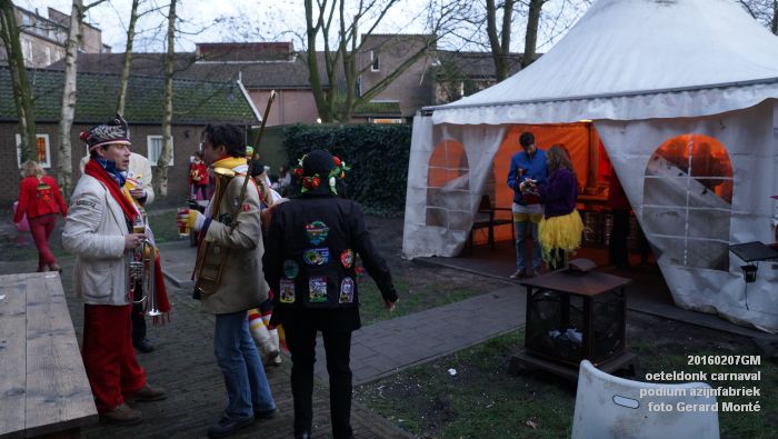 DSC04056- oeteldonk carnaval podium azijnfabriek - 7feb2016 - foto GerardMontE web
