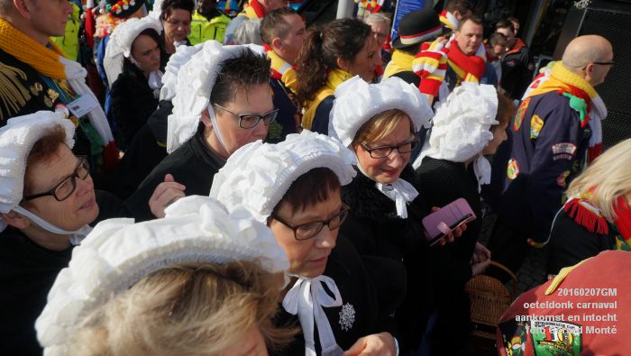 DSC03604- Oeteldonk carnaval aankomst en intocht - 7feb2016 - foto GerardMontE web