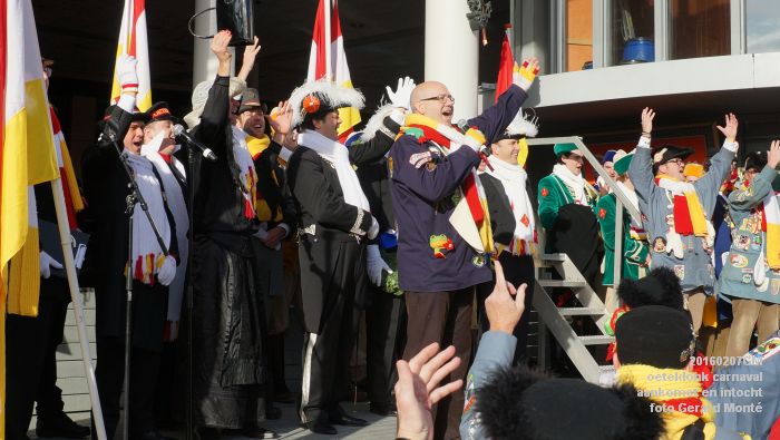 DSC03618- Oeteldonk carnaval aankomst en intocht - 7feb2016 - foto GerardMontE web