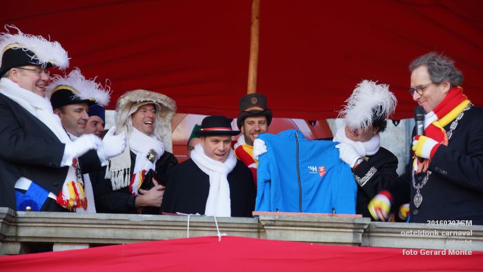DSC03952- Oeteldonk carnaval aankomst en intocht - 7feb2016 - foto GerardMontE web
