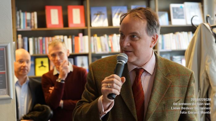 DSC07912- boekpresentatie De ontvoerde tuin van Lieve Bedeer bij Heinen.- 28feb2016 - foto GerardMontE web