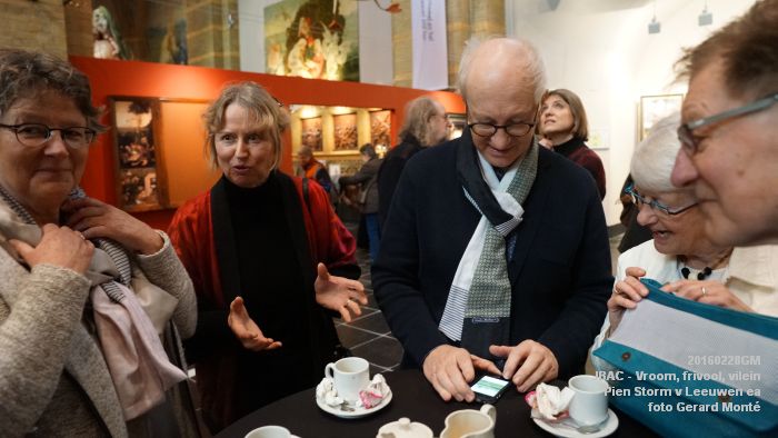 DSC07940- boekpresentatie Vroom frivool vilein door Pien Storm van Leeuwen ea JBAC.- 28feb2016 - foto GerardMontE web