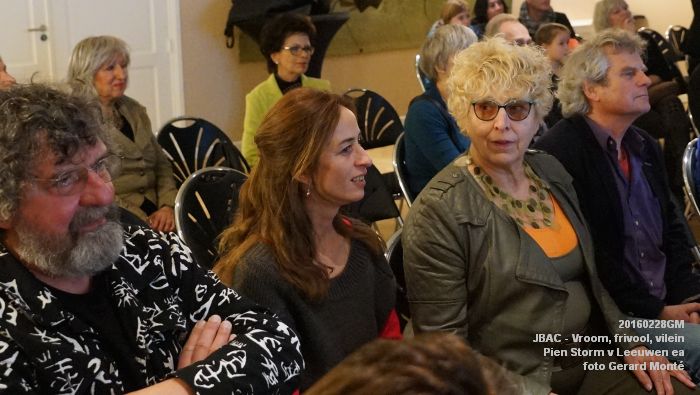 DSC07962- boekpresentatie Vroom frivool vilein door Pien Storm van Leeuwen ea JBAC.- 28feb2016 - foto GerardMontE web
