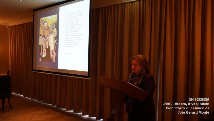 DSC07973- boekpresentatie Vroom frivool vilein door Pien Storm van Leeuwen ea JBAC.- 28feb2016 - foto GerardMontE web