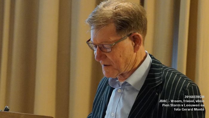 DSC08009- boekpresentatie Vroom frivool vilein door Pien Storm van Leeuwen ea JBAC.- 28feb2016 - foto GerardMontE web