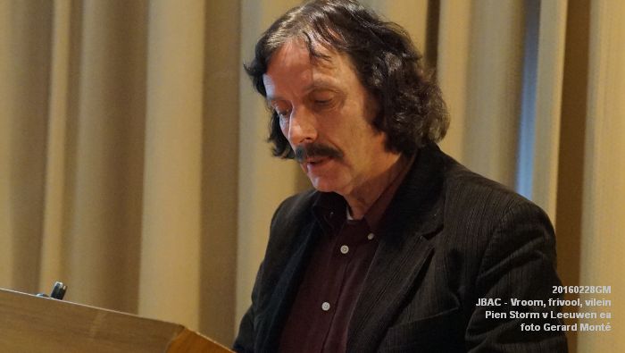 DSC08015- boekpresentatie Vroom frivool vilein door Pien Storm van Leeuwen ea JBAC.- 28feb2016 - foto GerardMontE web