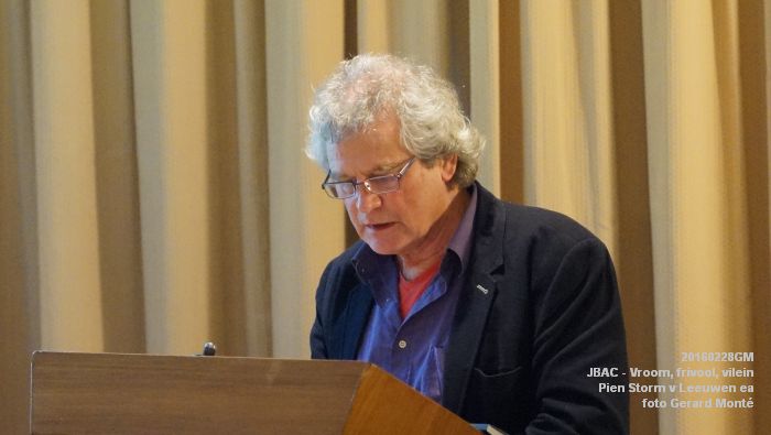 DSC08058- boekpresentatie Vroom frivool vilein door Pien Storm van Leeuwen ea JBAC.- 28feb2016 - foto GerardMontE web