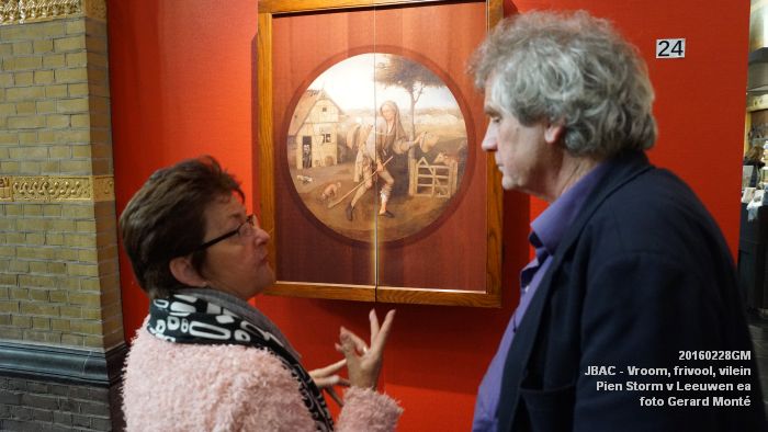 DSC08111- boekpresentatie Vroom frivool vilein door Pien Storm van Leeuwen ea JBAC.- 28feb2016 - foto GerardMontE web