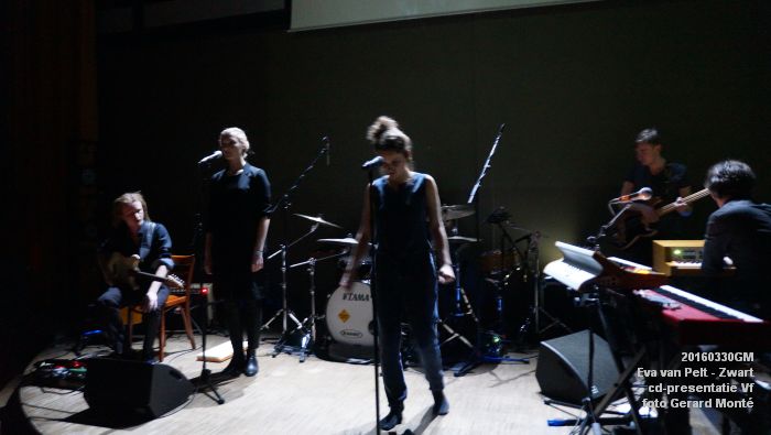 DSC02395- Eva van Pelt - Zwart - cd-presentatie Verkadefabriek - 30maart2016 - foto GerardMontE web