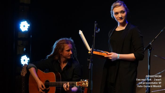 DSC02446- Eva van Pelt - Zwart - cd-presentatie Verkadefabriek - 30maart2016 - foto GerardMontE web