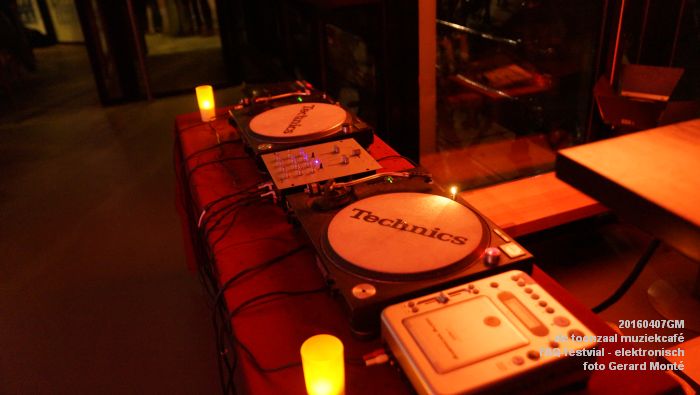 DSC09907- de toonzaal muziekcafe FAQ-festvial - 7april2016 - foto GerardMontE web