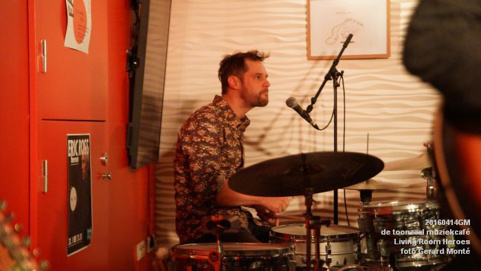 eDSC01212- de toonzaal muziekcafe - Living Room Heroes - 14april2016 - foto GerardMontE web