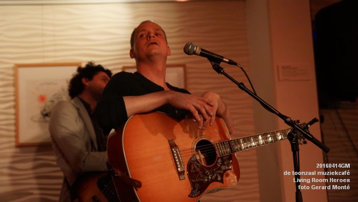 eDSC01228- de toonzaal muziekcafe - Living Room Heroes - 14april2016 - foto GerardMontE web