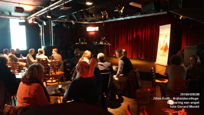 eDSC04228- Zihni Ozdil Vrijwaring van angst - Tilburg University Cafe Hartslag - 28april2016 - foto GerardMontE web