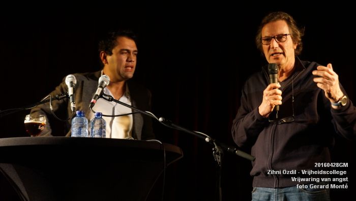 eDSC04243- Zihni Ozdil Vrijwaring van angst - Tilburg University Cafe Hartslag - 28april2016 - foto GerardMontE web
